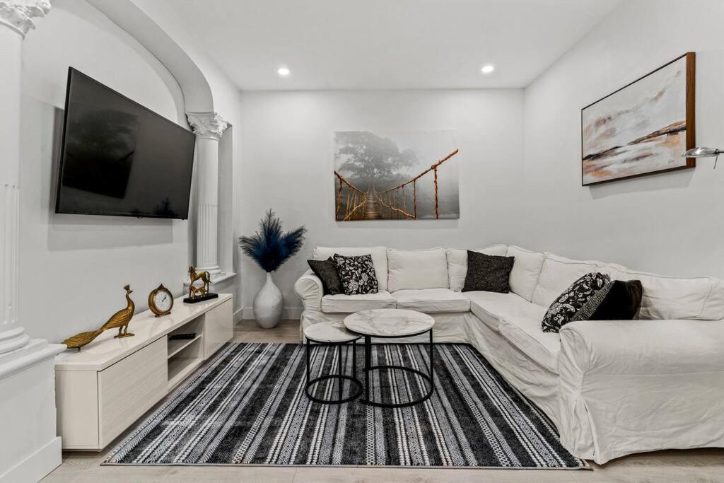 Appartement Haut De Gamme Ndg Montreal Luaran gambar